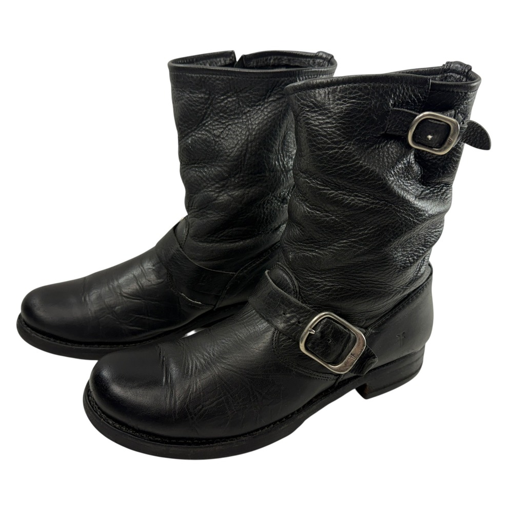 Shoes - Picture 2 of 12